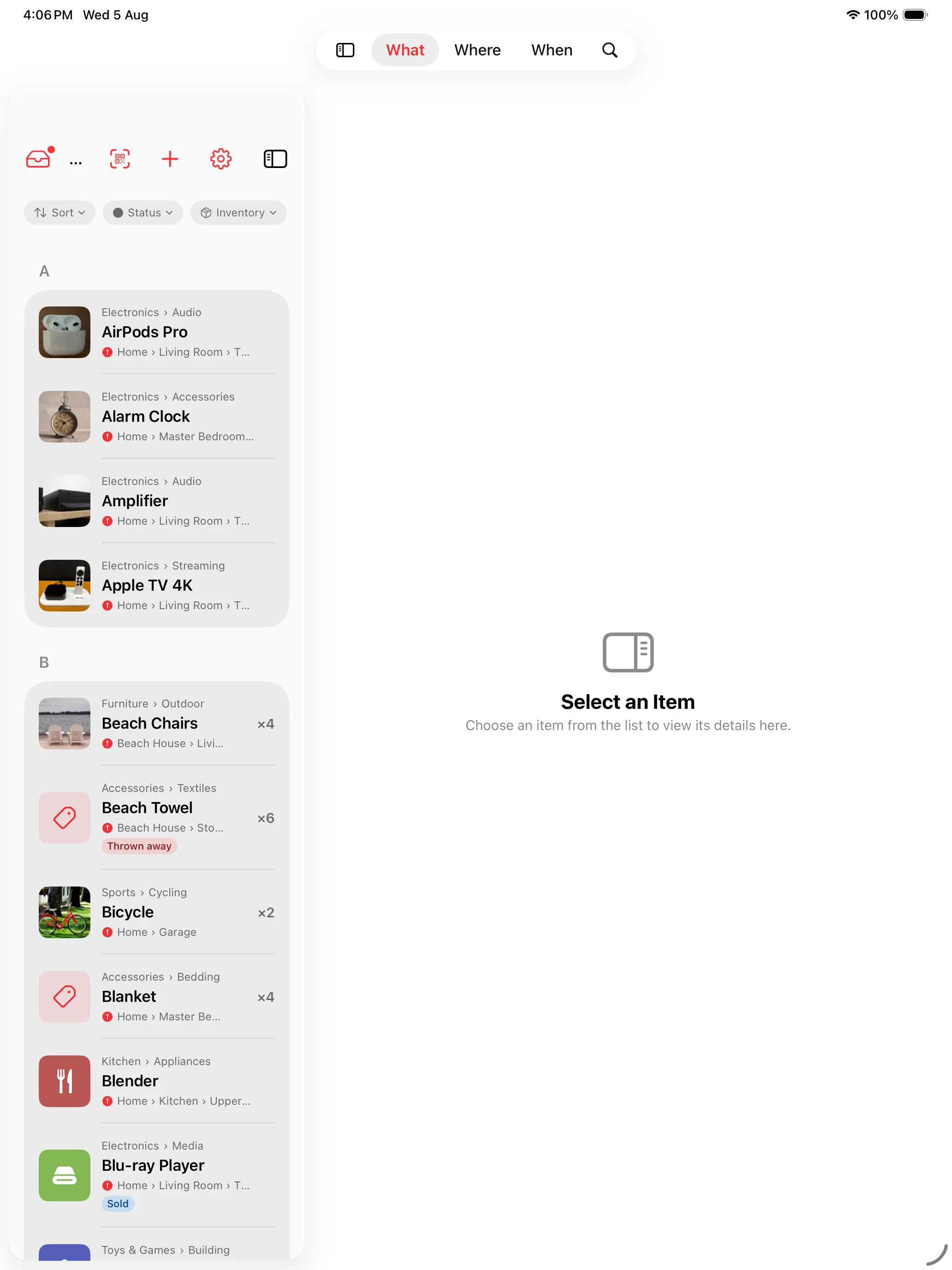 Whateren sur iPad : l'inventaire entier dans une mise en page multicolonne, groupé par ordre alphabétique